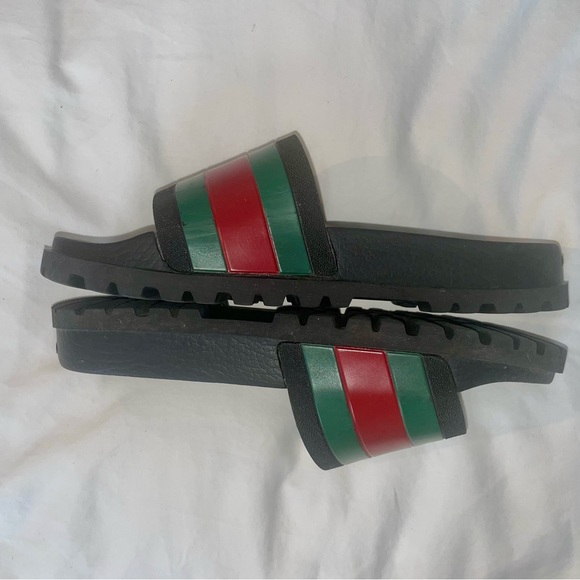 MEN'S GUCCI WEB RUBBER SLIDE SANDAL - Picture 3 of 8